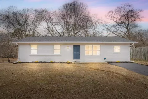 9191 Wood Ln, Soddy Daisy, TN 37379