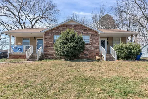 211 Valley View Dr, White House, TN 37188