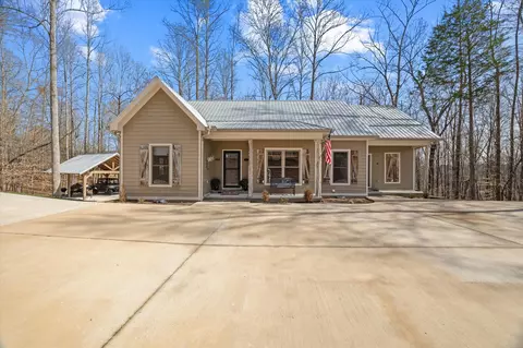 555 Springwood Pl, Smithville, TN 37166