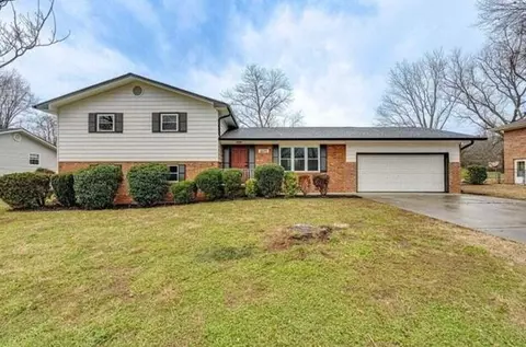 4695 Meadow Ave, Cleveland, TN 37312