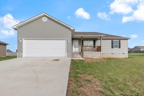 658 Strawberry Dr, Winchester, TN 37398