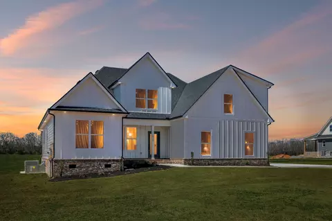 8700 Midland Rd, Bell Buckle, TN 37020