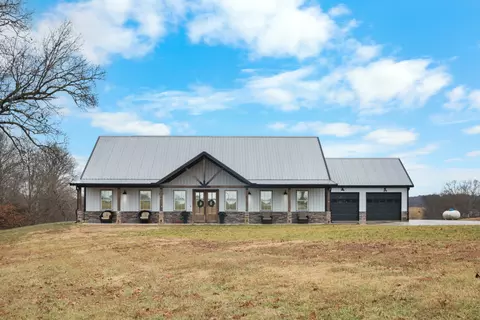 7570 Crow Cut Rd, Fairview, TN 37062