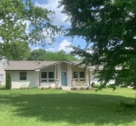 3900 Valley Ridge Dr, Nashville, TN 37211