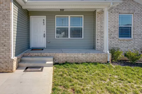 Exterior - 643 Berry Cir, Springfield, TN 37172 photo 6 of 8