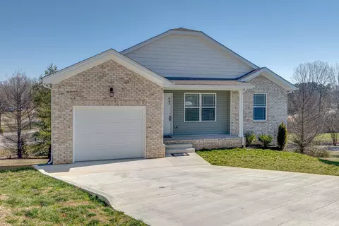 Exterior - 643 Berry Cir, Springfield, TN 37172 photo 5 of 8