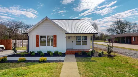 308 Jakes Ave # A, Murfreesboro, TN 37130