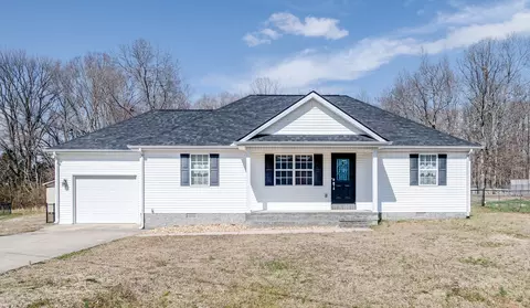 312 Brook Hollow Cir, Manchester, TN 37355