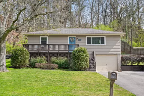 528 Lullwater Rd, Chattanooga, TN 37405