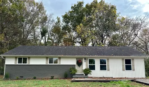 218 Davis St, Shelbyville, TN 37160