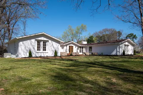 118 Trout Valley Dr, Hendersonville, TN 37075