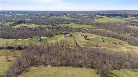 View/Area - 650 Wall Rd, Cunningham, TN 37052 photo 7 of 8