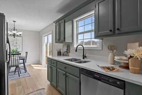 Kitchen - 650 Wall Rd, Cunningham, TN 37052 photo 1 of 3