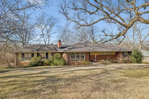 611 W Meade Dr, Nashville, TN 37205