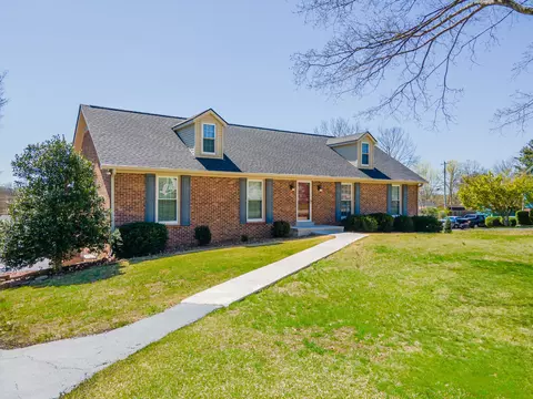 309 Hilltop Dr, Columbia, TN 38401