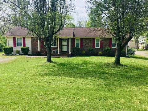 446 Malvin St, Gallatin, TN 37066