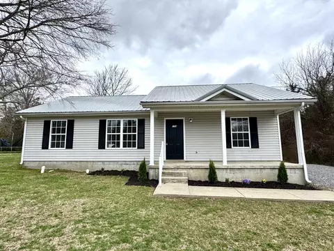 354 Dover St, Shelbyville, TN 37160