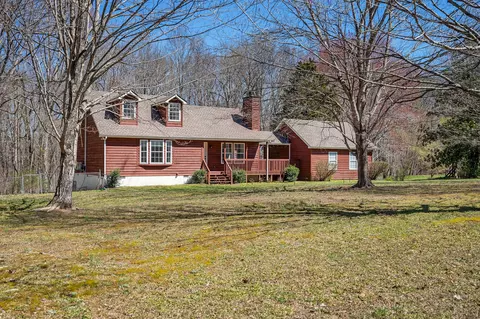1050 Treanor Springs Rd, Kingston Springs, TN 37082