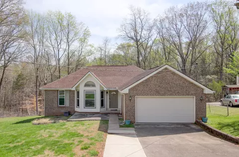 1031 Foxmoor Dr, Clarksville, TN 37042