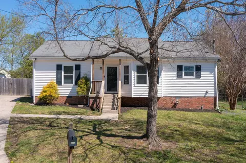 595 Arbor Ct, La Vergne, TN 37086