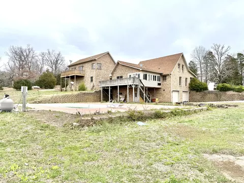 5005 Gracey Sinking Fork Rd, Hopkinsville, KY 42240