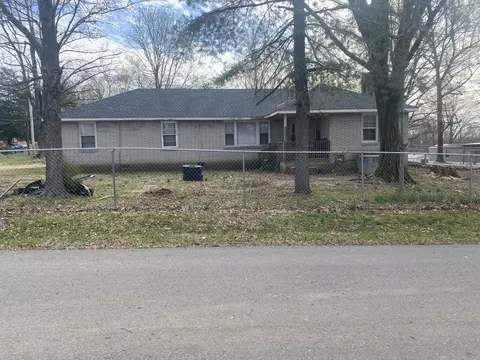303 Randell Dr, Clarksville, TN 37042