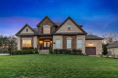 118 Newnham Bridge Dr, Nolensville, TN 37135