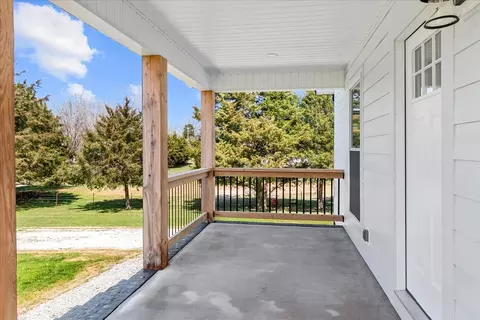118 Beartown Rd, Loretto, TN 38469 photo 5