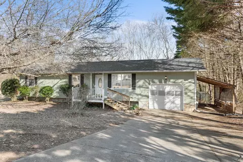 377 Smoketree Cir, Ringgold, GA 30736