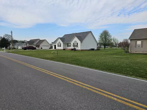306 Riddle Rd, Manchester, TN 37355
