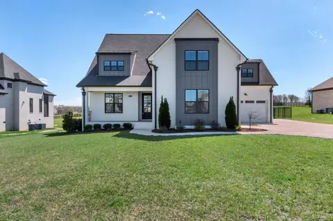 3006 Ora Ln, Spring Hill, TN 37174