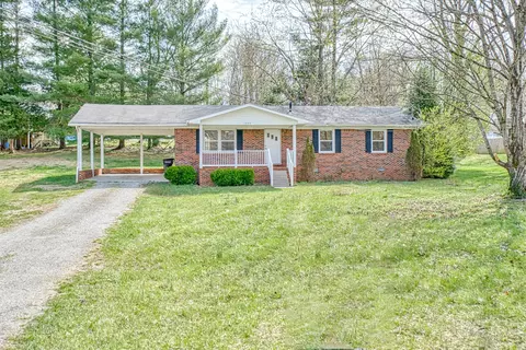1025 Morningside Dr, Cookeville, TN 38501