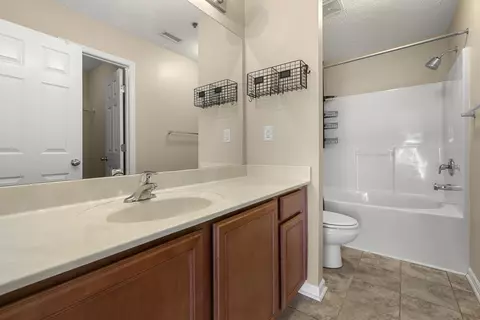 Bath - 3053 Soaring Eagle Way, Spring Hill, TN 37174 photo 1 of 3