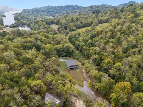 229 Funn Branch Rd, Gainesboro, TN 38562
