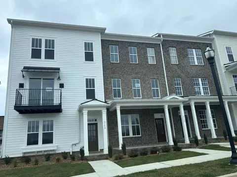 3161 Setting Sun Dr, Thompsons Station, TN 37179