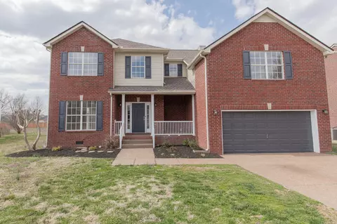 120 Grove Ln S, Hendersonville, TN 37075