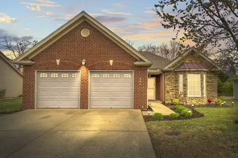200 Blossom Ct, White House, TN 37188