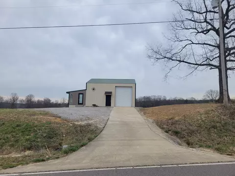 1375 Brockdell Rd, Spencer, TN 38585