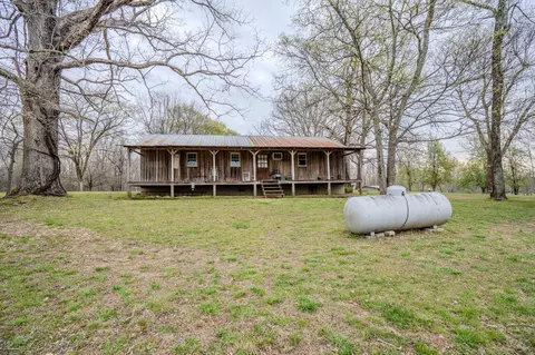 40 Lou Johns Ln, Loretto, TN 38469 photo 5
