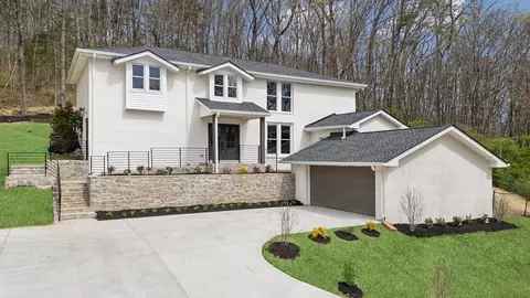 712 Wagon Dr, Nashville, TN 37221