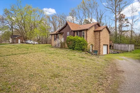 102 Nottingham Rd, Dickson, TN 37055