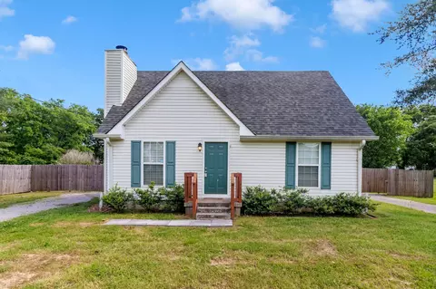 513 Cloverland Ct, Smyrna, TN 37167