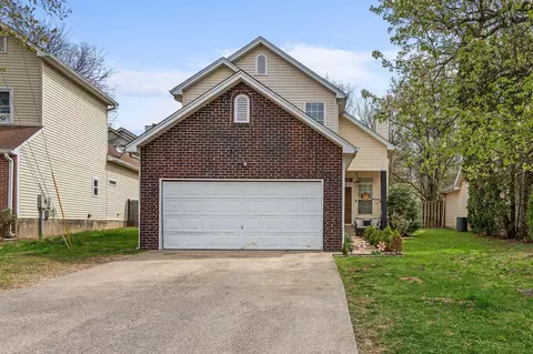 1004 Mansker Dr, Goodlettsville, TN 37072