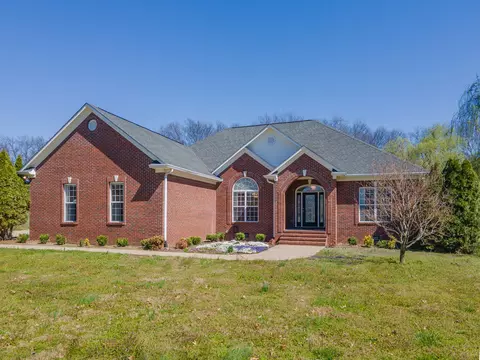 6937 Zion Crossing Ct, Columbia, TN 38401