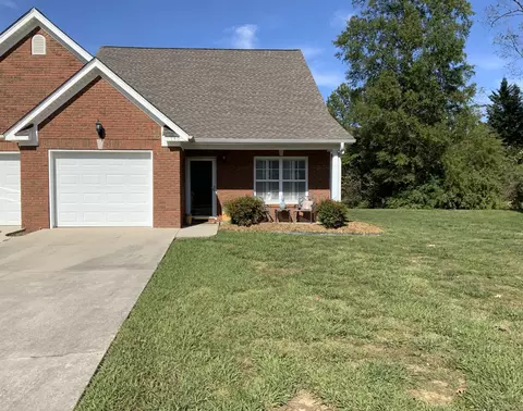 140 Briarstone Dr, Rossville, GA 30741