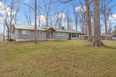 208 Dogwood Dr, Manchester, TN 37355