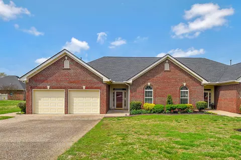 320 Summerplace Cir, Lebanon, TN 37087