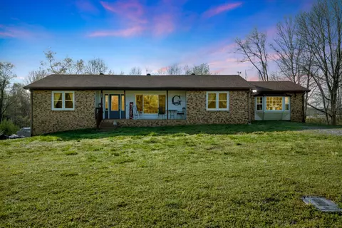 Exterior - 2130 Jamie Dr, Centerville, TN 37033 photo 3 of 5