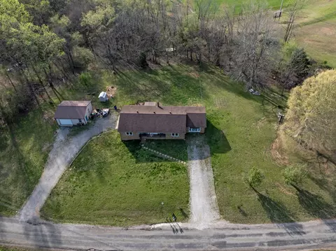 View/Area - 2130 Jamie Dr, Centerville, TN 37033 photo 2 of 3