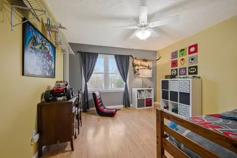 Bedroom - 2130 Jamie Dr, Centerville, TN 37033 photo 3 of 5